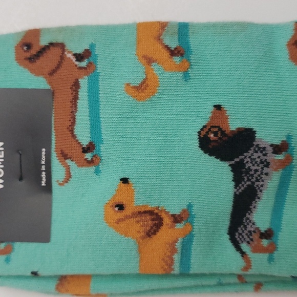 HOTSOX Women’s Dogs Crew Socks, Green NWT - Picture 4 of 4
